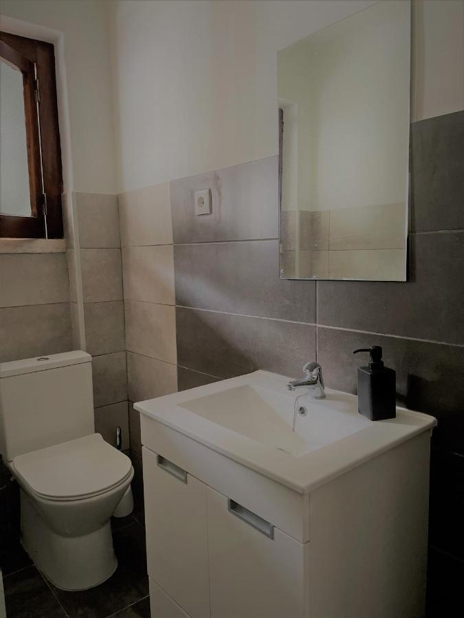 Ateliersurf29 Guest House Almada Luaran gambar