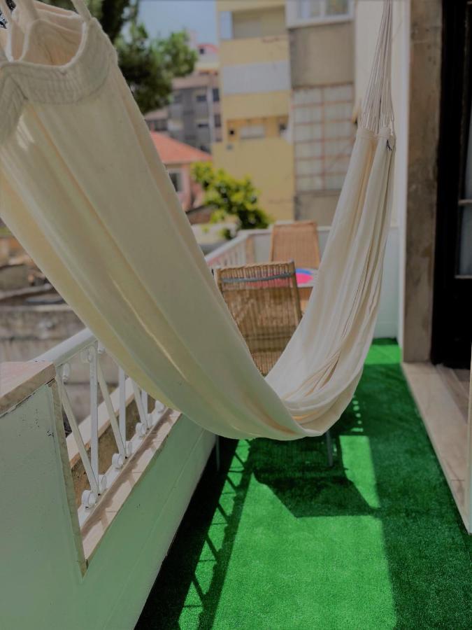 Ateliersurf29 Guest House Almada Luaran gambar