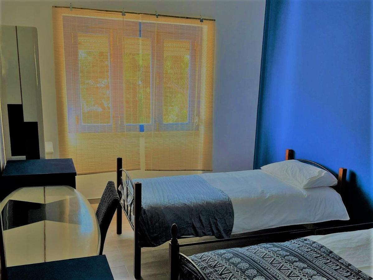 Ateliersurf29 Guest House Almada Luaran gambar